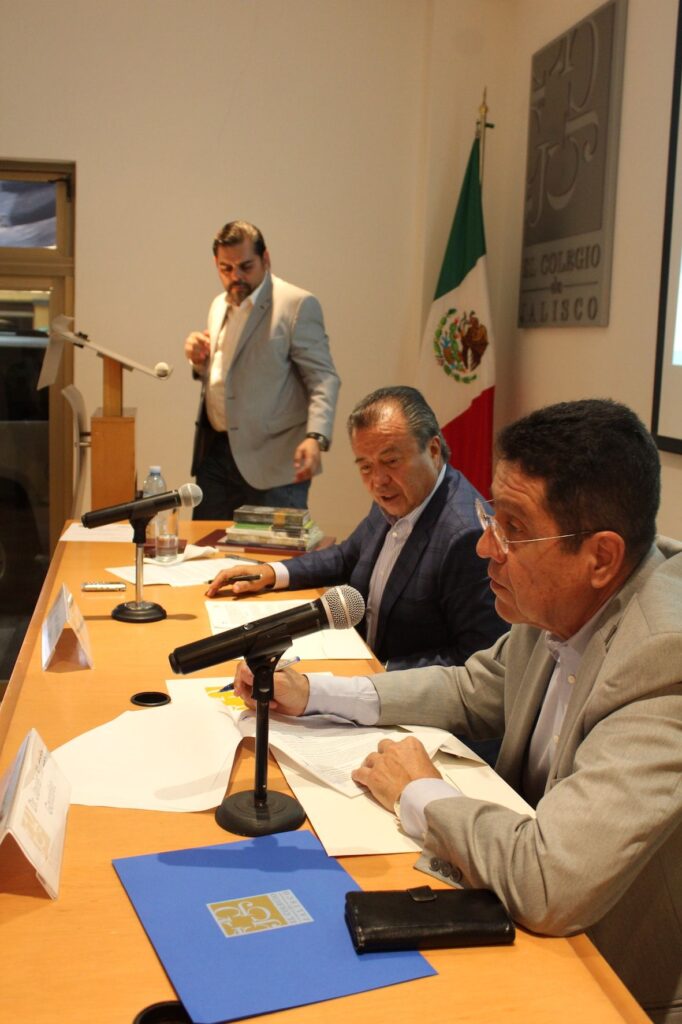 Firma El Colegio Mexiquense convenios con El Colegio de Jalisco y DrGloop.com
