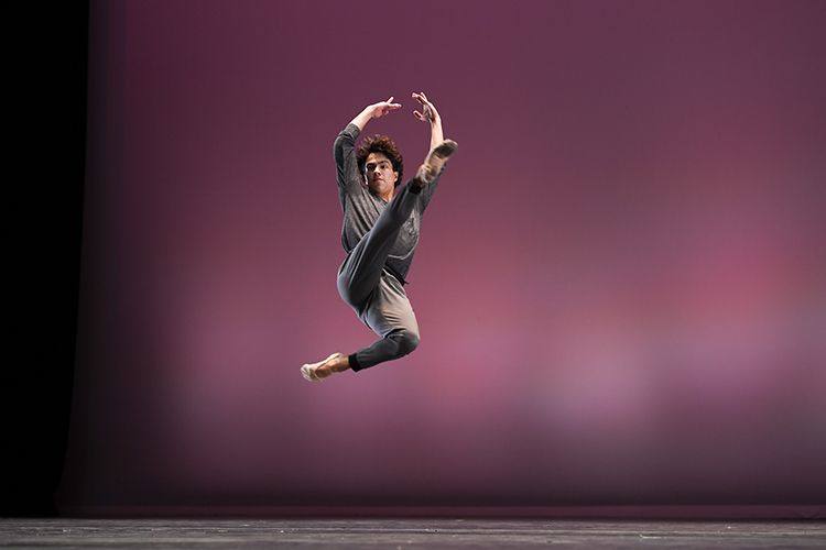 Manejo de energía del bailarín es esencial para su proyección escénica