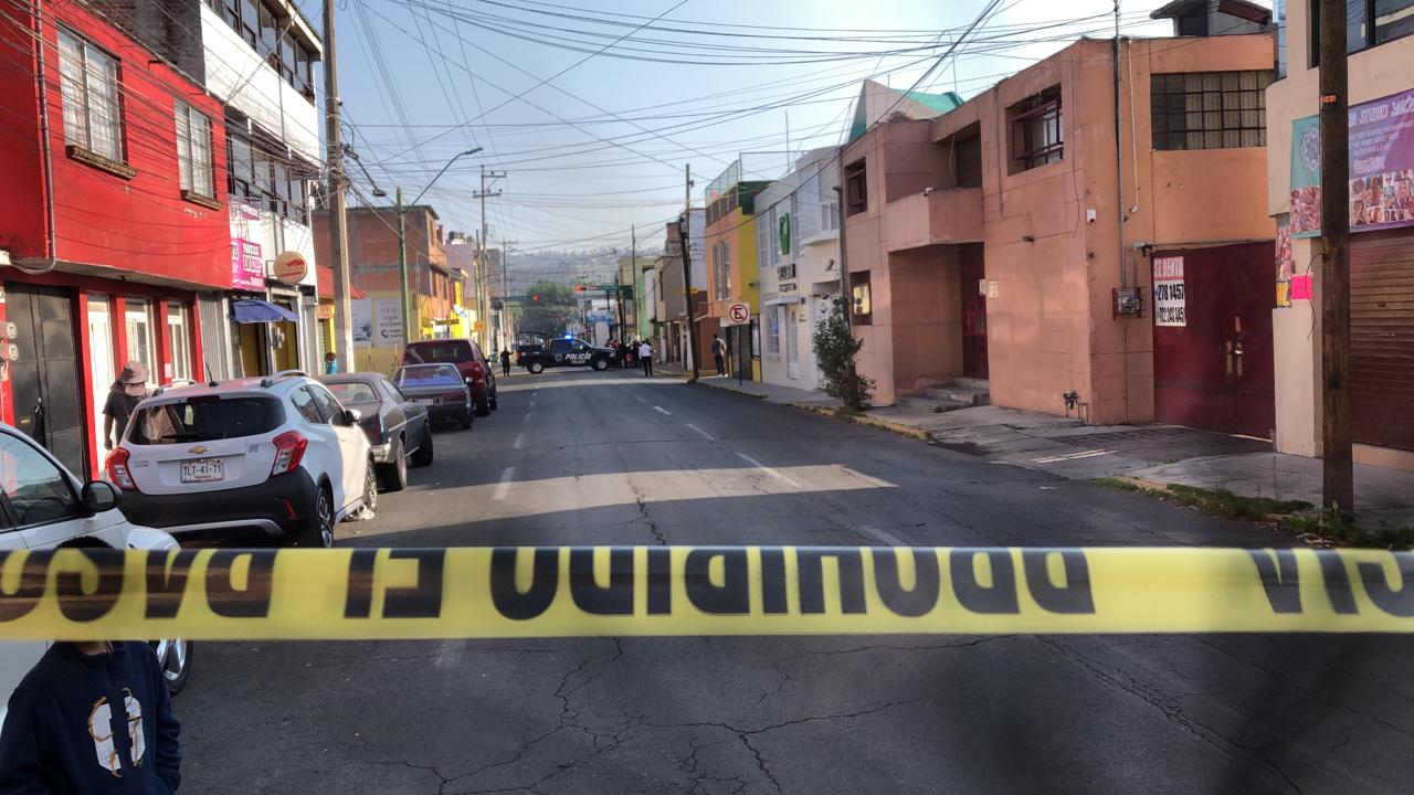 Pierde la vida; cadete de Toluca es arrollado por chofer de autobús