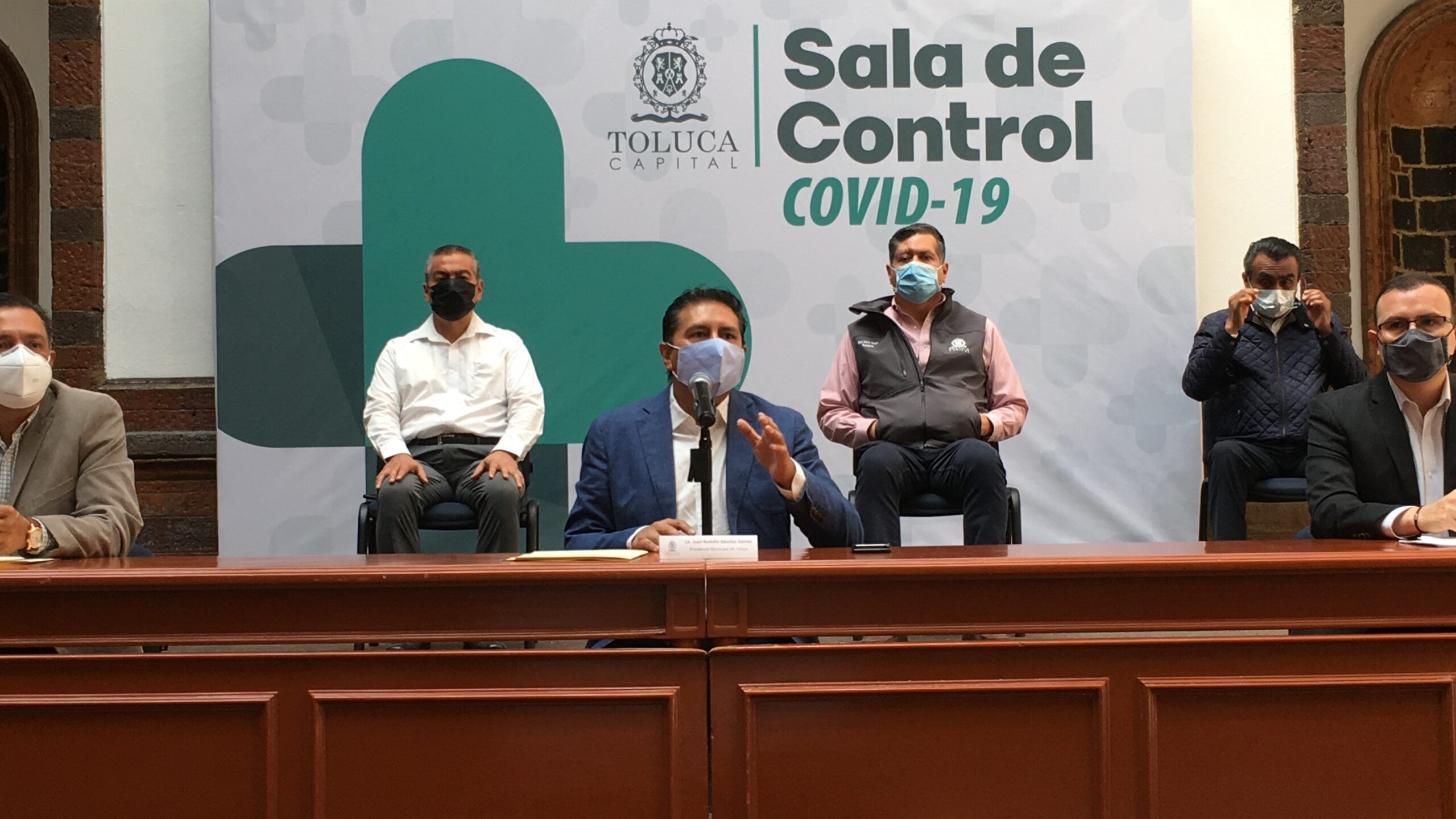 Asciende covid-19 a 55 casos diarios en Toluca, esperan pico de contagios la próxima semana