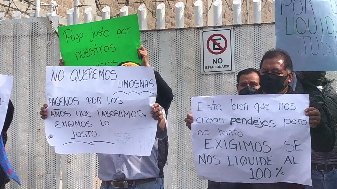 Sin liquidación digna, obreros protestan por despido injustificado